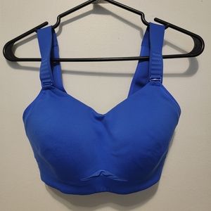 Lululemon blue bra size E32, reposting because I need a 34 E. Beautiful, soft